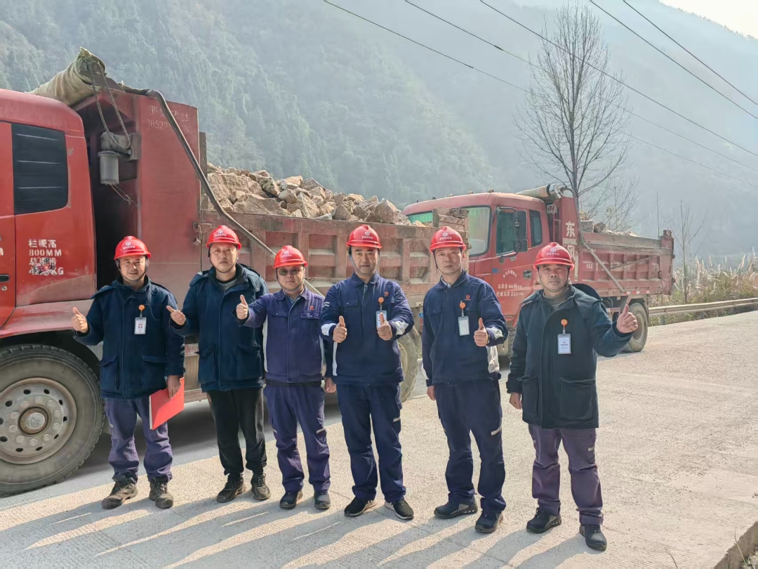 905dc8f5667096cf7523770514a1b6eb.jpg