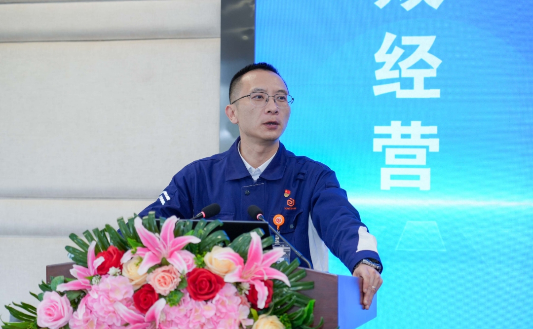 bda318106d07a224d1cecd8780215b4a.jpg bda318106d07a224d1cecd8780215b4a.jpg