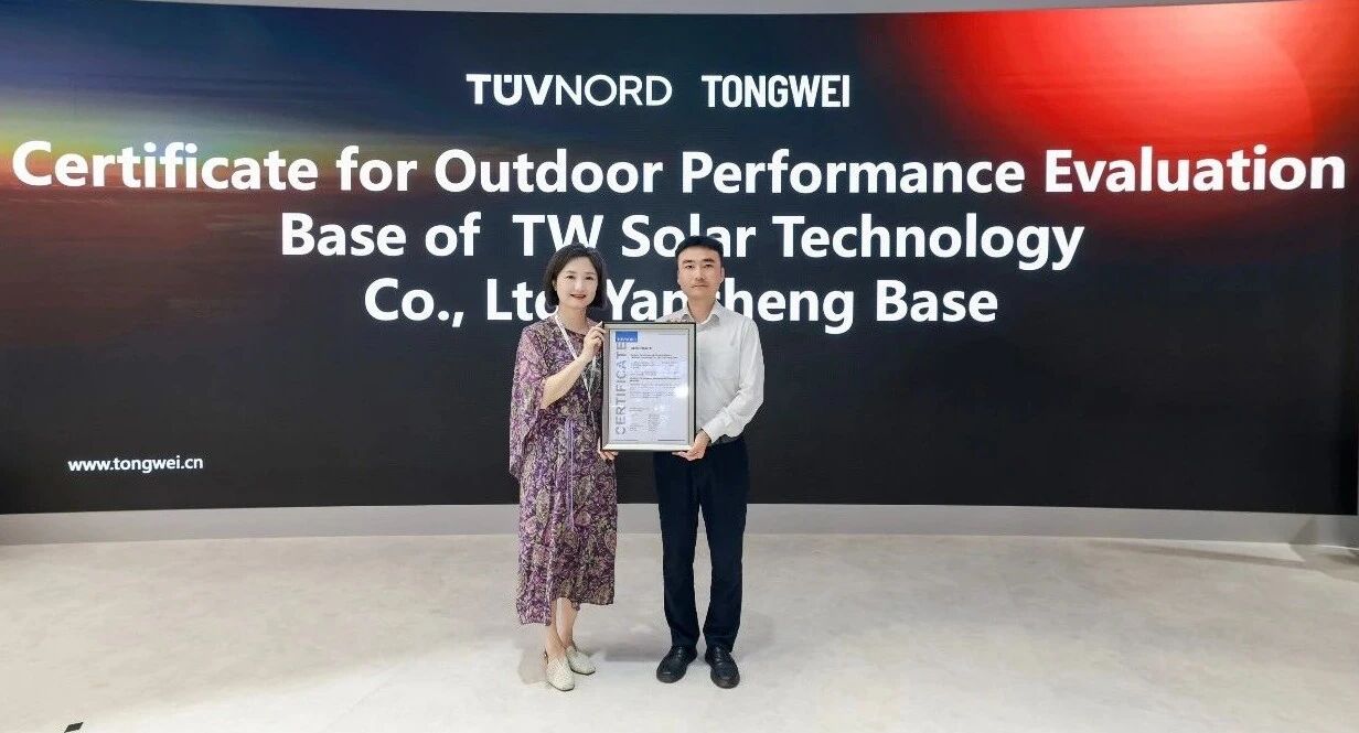 ffdc8ce5c532e6feb9e29afee0c2ccef.jpg